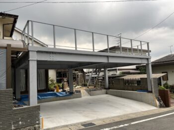 豊川市：重量鉄骨ガレージと家族で楽しめる空間を施工